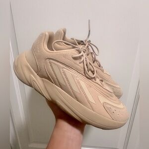 Adidas Originals Ozelia Sneakers